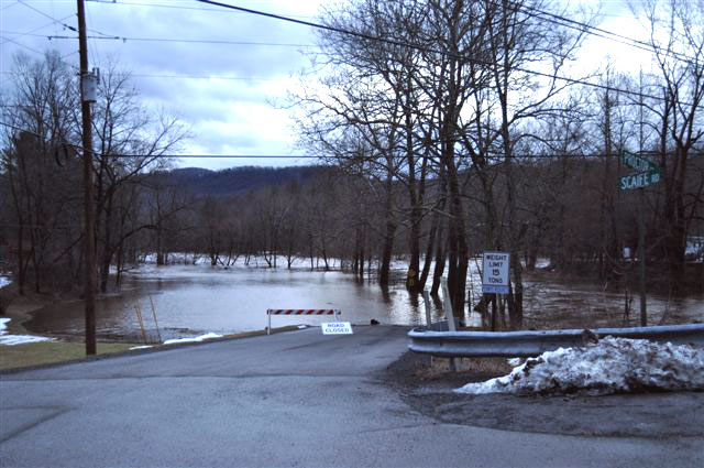 Scaifes Rd under water Scaifes Rd under water